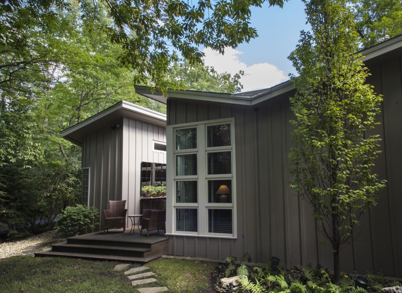 1950s Tri-Level Ranch, Renovation & Addition, Highland Park, Illinois, interior by Scott Himmel & Co., image 10